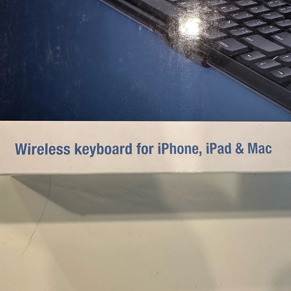 Matias Folding Keyboard (New in Box)